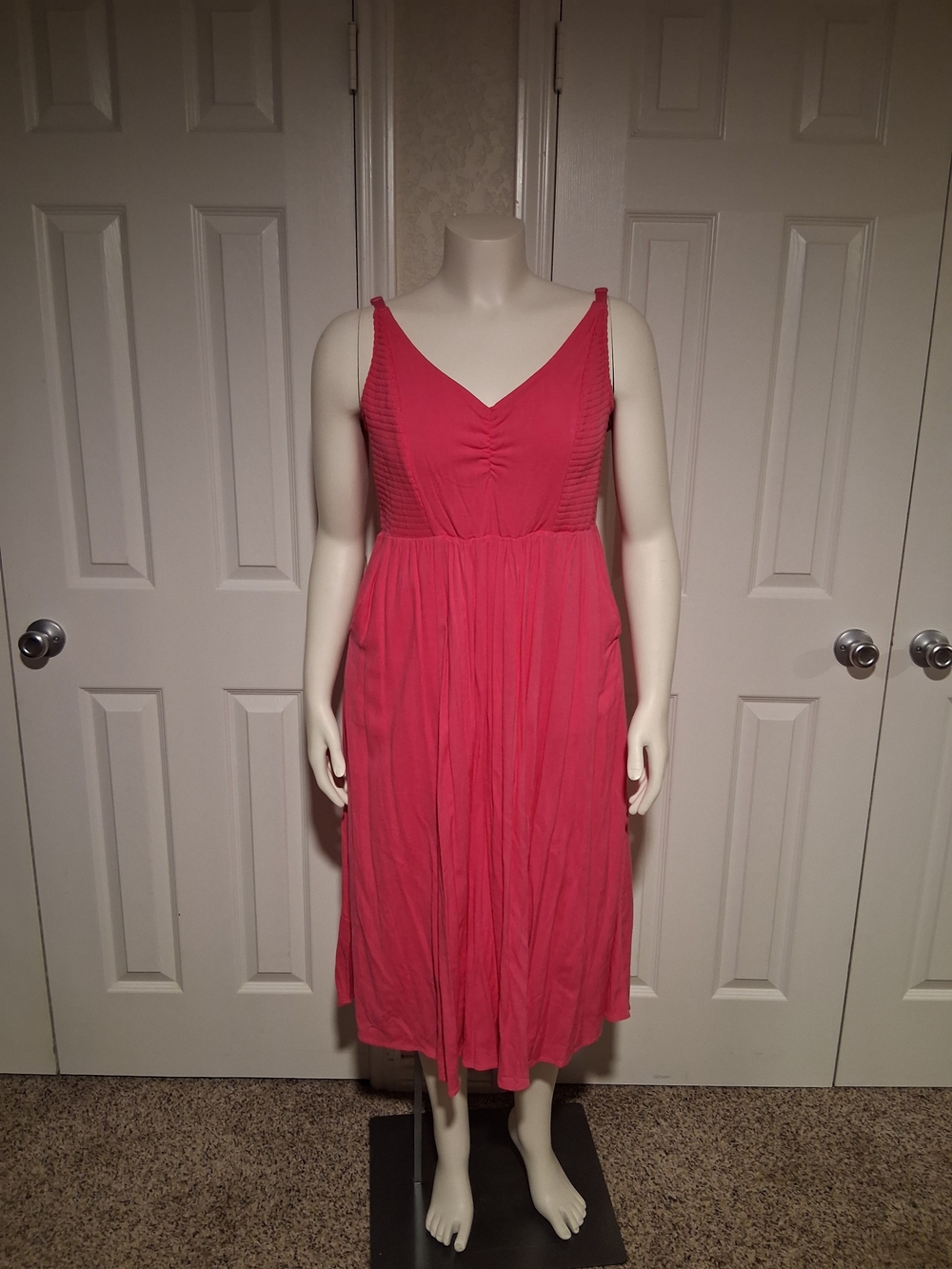 torrid Coral Pink V‑Neck Midi Dress